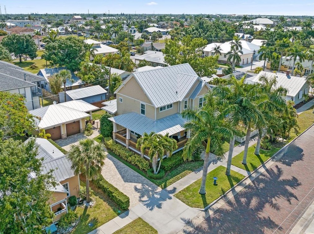 224 Harvey St, Punta Gorda FL 33950-4816 exterior