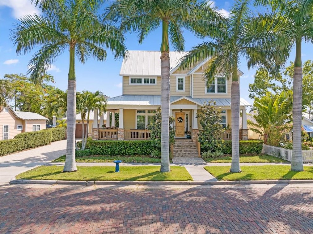 224 Harvey St, Punta Gorda FL 33950-4816 exterior