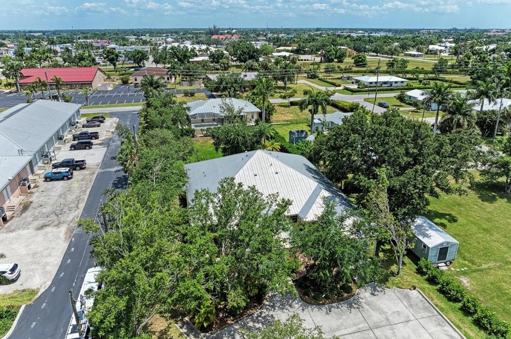 321 Virginia Ave, Punta Gorda FL  33950-4837 exterior