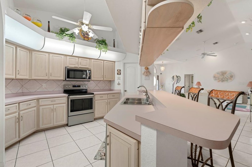 3348 Trinidad Ct, Punta Gorda FL 33950-6375 exterior