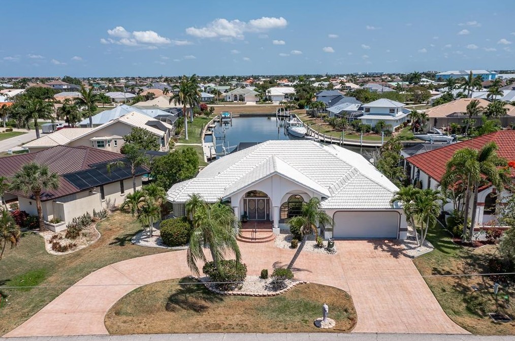 3348 Trinidad Ct, Punta Gorda FL 33950-6375 exterior