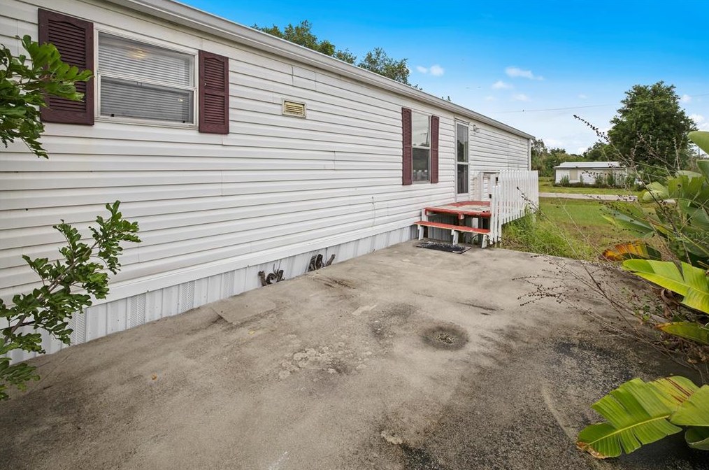 3220 Acline Rd, Punta Gorda FL 33950-8408 exterior