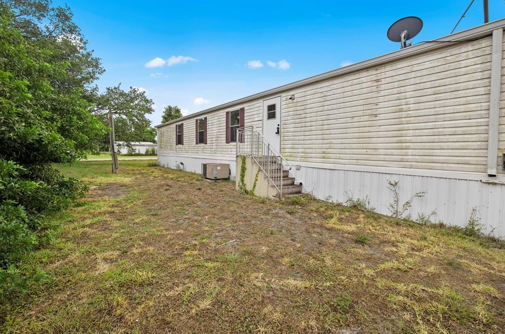 3220 Acline Rd, Punta Gorda FL 33950-8408 exterior