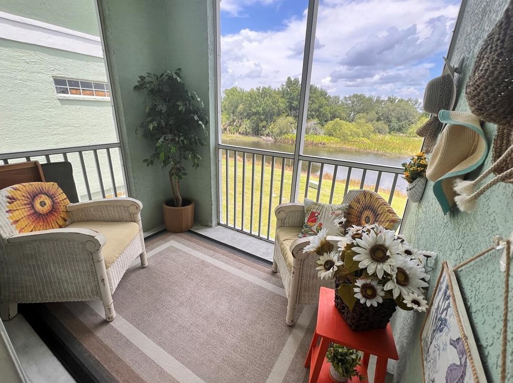 2020 Willow Hammock Cir, Punta Gorda FL  33983-6739 exterior