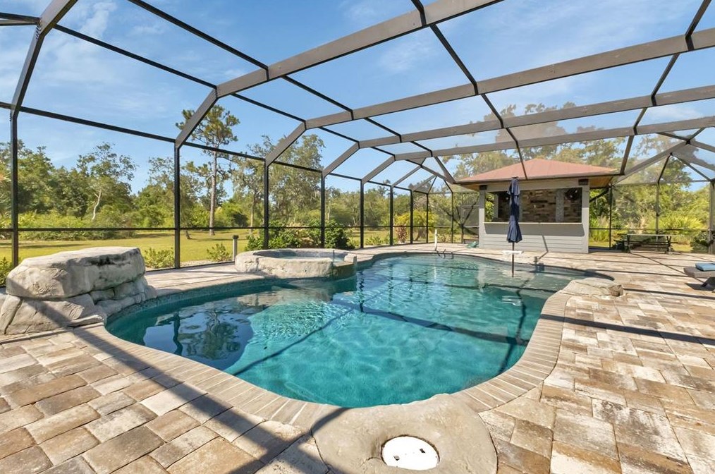 32377 Washington Loop Rd, Punta Gorda FL 33982-9676 exterior