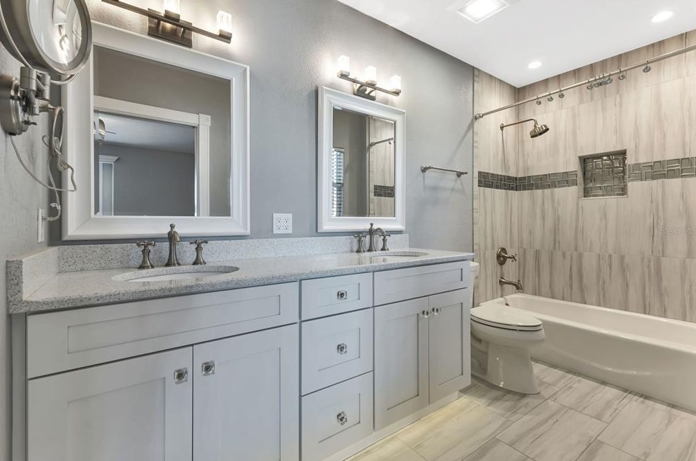 32377 Washington Loop Rd, Punta Gorda FL 33982-9676 exterior