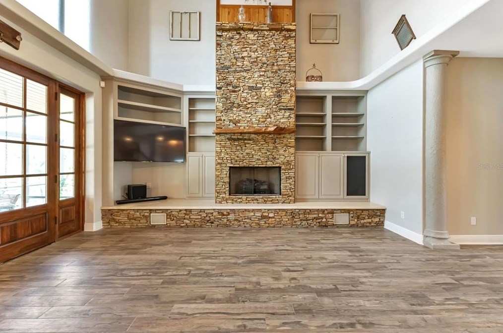 32377 Washington Loop Rd, Punta Gorda FL 33982-9676 exterior