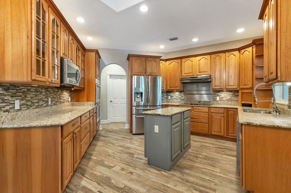 32377 Washington Loop Rd, Punta Gorda FL 33982-9676 exterior