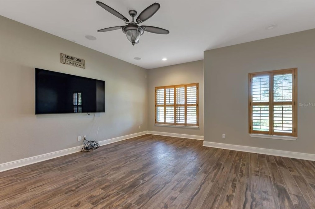 32377 Washington Loop Rd, Punta Gorda FL 33982-9676 exterior