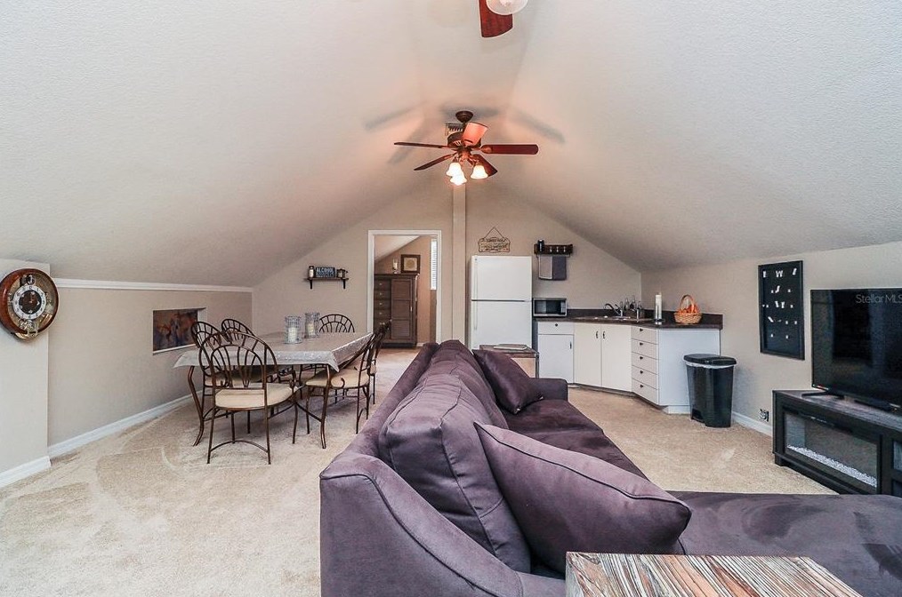 32377 Washington Loop Rd, Punta Gorda FL 33982-9676 exterior