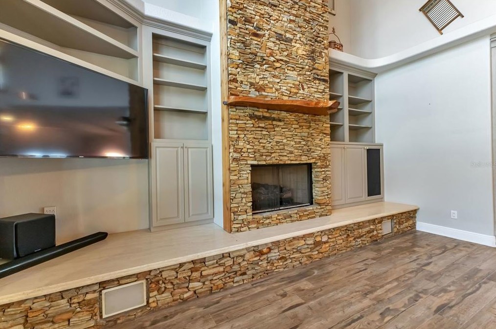 32377 Washington Loop Rd, Punta Gorda FL 33982-9676 exterior