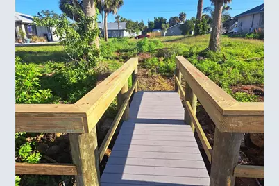 18641 Klingler Circle, Port Charlotte, FL 33948 - Photo 15