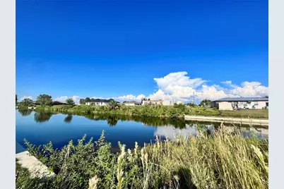 1815 NE 10th Avenue, Cape Coral, FL 33909 - Photo 3