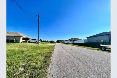 1815 NE 10th Avenue, Cape Coral, FL 33909 - Photo 9