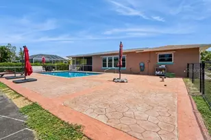 83 Rotonda Cir, Rotonda West, FL 33947 - Photo 29