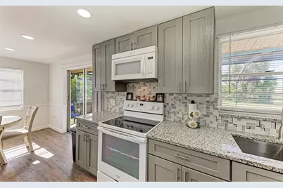 258 Shadow Street NW, Port Charlotte, FL 33952 - Photo 9