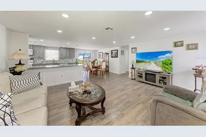 258 Shadow Street NW, Port Charlotte, FL 33952 - Photo 7