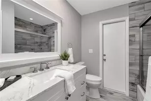 60 Golfview Rd, Rotonda West, FL 33947 - Photo 19