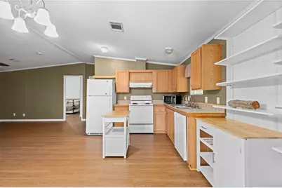 2100 Kings Highway #636, Port Charlotte, FL 33980 - Photo 5