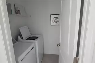 8716 St Kitts Cir, Englewood, FL 34224 - Photo 11