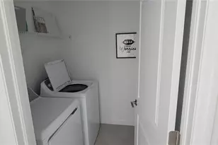 8716 St Kitts Cir, Englewood, FL 34224 - Photo 11