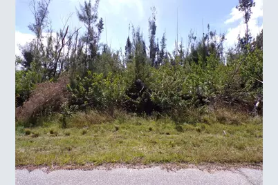 16724 Liggett Circle, Port Charlotte, FL 33981 - Photo 9