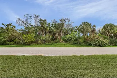 18786 Ashcroft Circle, Port Charlotte, FL 33948 - Photo 5