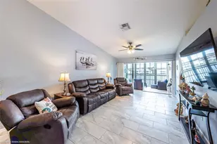 11644 SW Egret Cir, Lake Suzy, FL 34269 - Photo 11