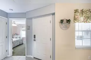 11644 SW Egret Cir, Lake Suzy, FL 34269 - Photo 9