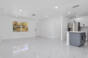 18289 Eblis Ave, Port Charlotte, FL 33948 - Photo 9