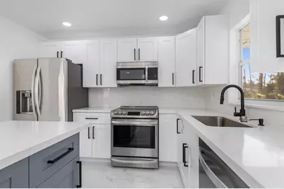 18289 Eblis Avenue, Port Charlotte, FL 33948 - Photo 11