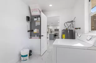 18289 Eblis Ave, Port Charlotte, FL 33948 - Photo 27