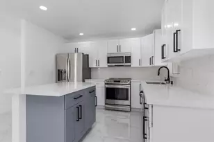 18289 Eblis Ave, Port Charlotte, FL 33948 - Photo 9