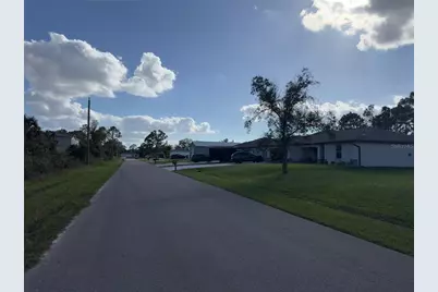 338 Hyacinth Street, Port Charlotte, FL 33954 - Photo 3