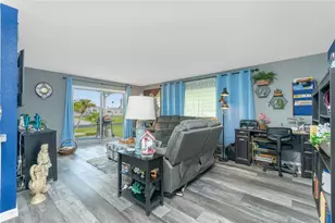 1520 Blue Heron Dr, Englewood, FL 34224 - Photo 17