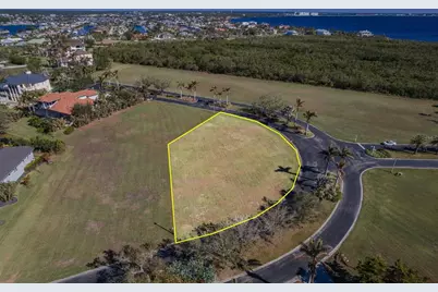 4630 Grassy Point Boulevard, Port Charlotte, FL 33952 - Photo 5