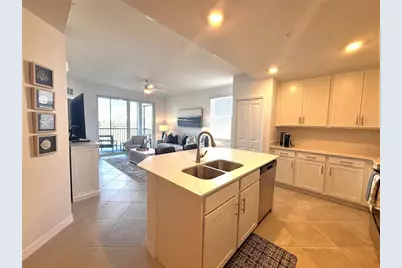 17565 Opal Sand Drive #208, Venice, FL 34293 - Photo 5