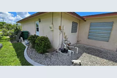 112 Sunnyside Street NW, Port Charlotte, FL 33952 - Photo 37