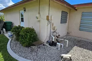 112 Sunnyside St NW, Port Charlotte, FL 33952 - Photo 37