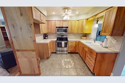 112 Sunnyside Street NW, Port Charlotte, FL 33952 - Photo 11