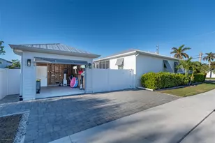 327 Harvey St, Punta Gorda, FL 33950 - Photo 3