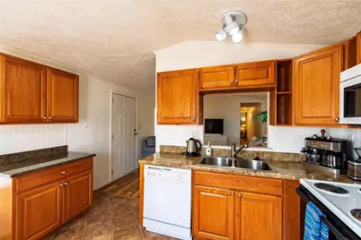 9 Holland Drive, Punta Gorda, FL 33950 - Photo 11