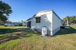 2350 SE Rackeweg St, Arcadia, FL 34266 - Photo 5