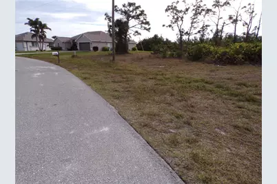 22 Medalist Terrace, Rotonda West, FL 33947 - Photo 5