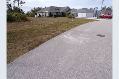 22 Medalist Terrace, Rotonda West, FL 33947 - Photo 3