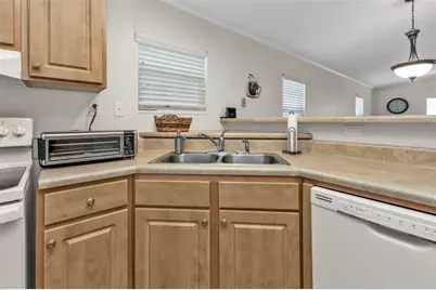 1000 Kings Highway #70, Punta Gorda, FL 33980 - Photo 11