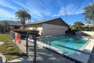 617 SE 47th St, Cape Coral, FL 33904 - Photo 7