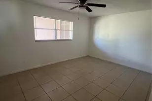 617 SE 47th St, Cape Coral, FL 33904 - Photo 5