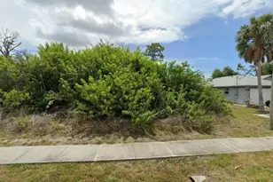 169 Bonita Dr, Rotonda West, FL 33947 - Photo 1