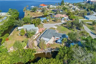 425 Fireball Ct, Punta Gorda, FL 33950 - Photo 3